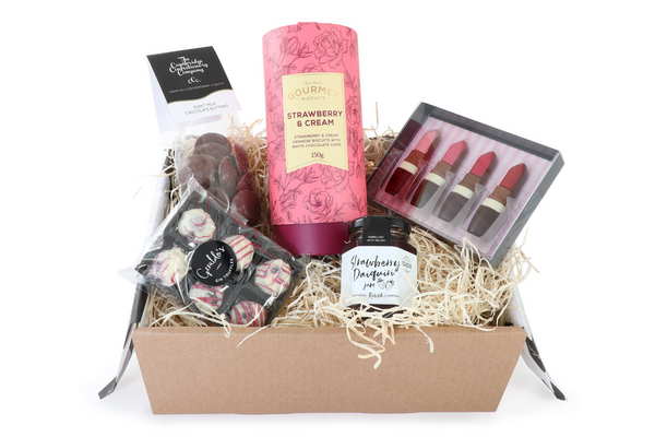 Image shows the Teatime Treats hamper. Contents listed in description.