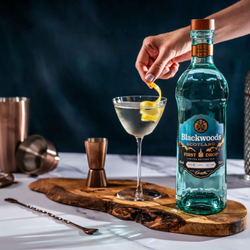 Blackwoods First Drop Gin 70cl