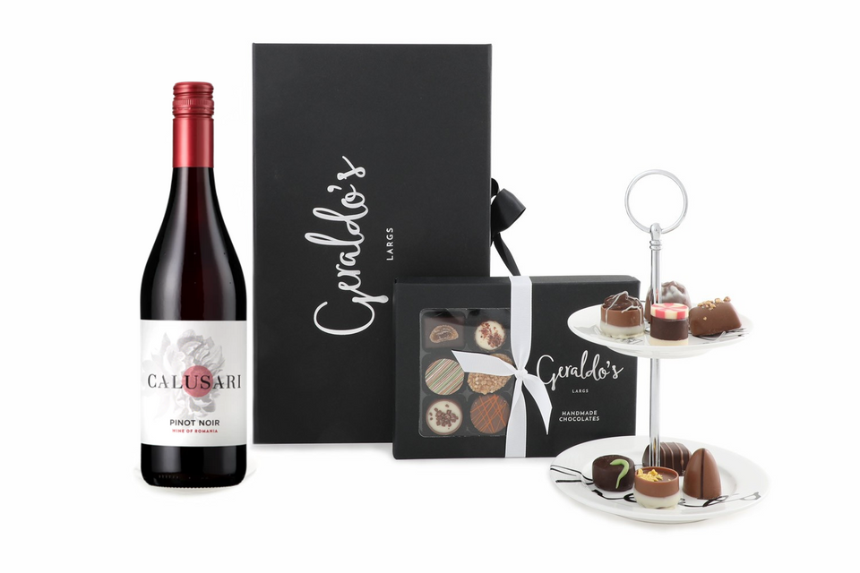 Calusari Wine and Deluxe Chocolate Box Hamper - CWDCBHPN/CWDCBHPG xx